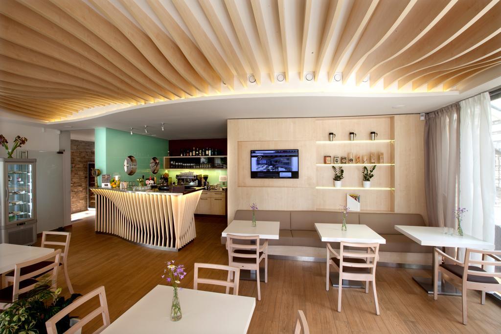 Bed and Breakfast Atelier Lanna Ческе-Будеёвице Экстерьер фото