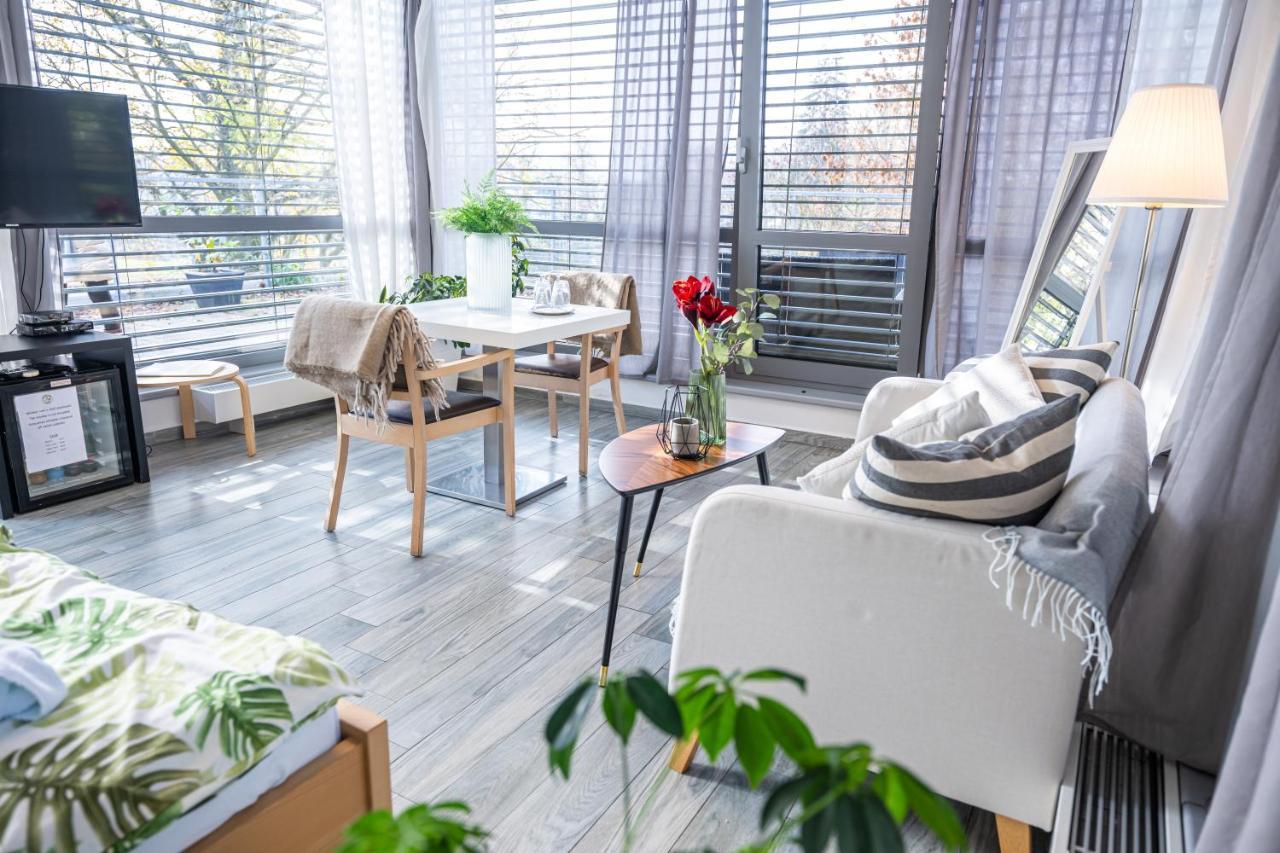 Bed and Breakfast Atelier Lanna Ческе-Будеёвице Экстерьер фото